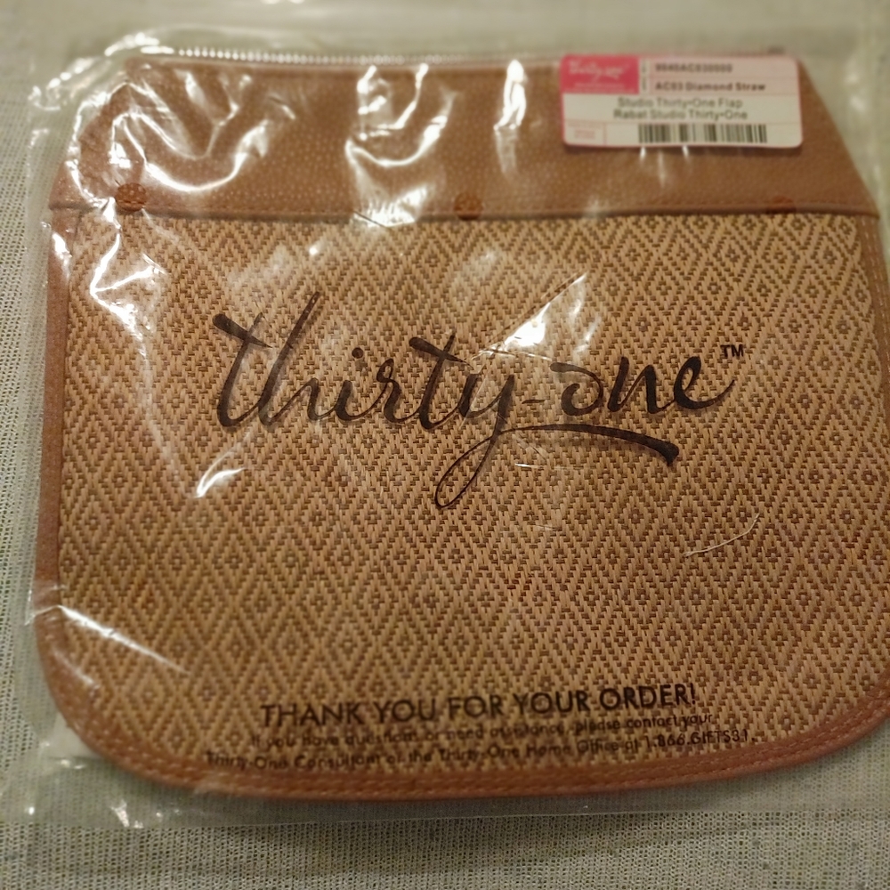 Thirty one purse flap